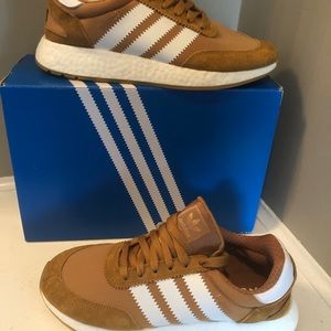 Adidas Suede I-5923 Men's Sz 7.5, Wmns sz. 8.5-9